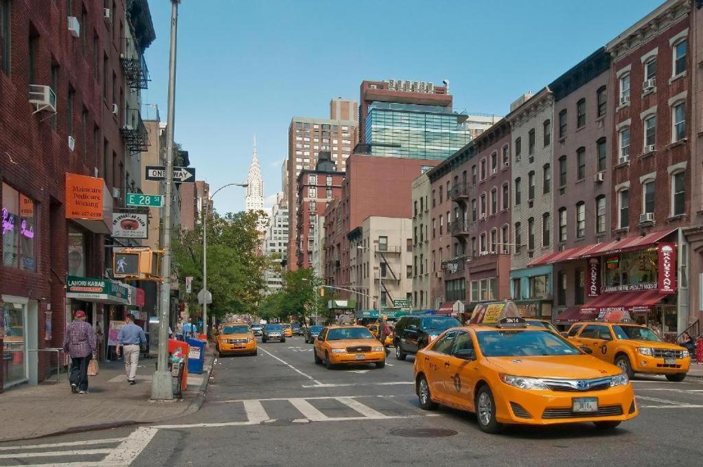 Mid Town East Street Apartments Next To Times Square New York Buitenkant foto